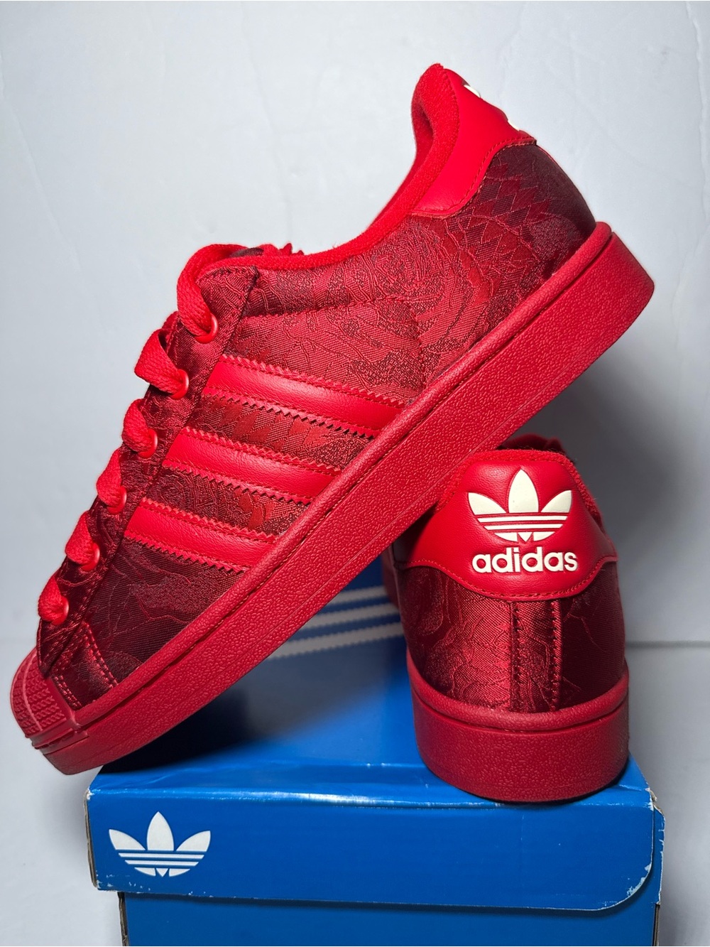 Adidas Superstar II - Men’s 9 (women’s 10) - Red Floral Pattern IH9302 - NWT